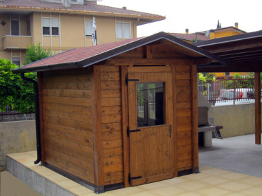 casetta in legno da giardino C241501.jpg